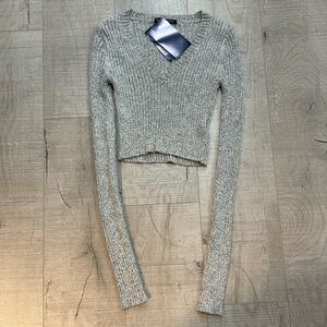 NWT Brandy Melville Gray Cropped V Neck Knit Sweater Top OS